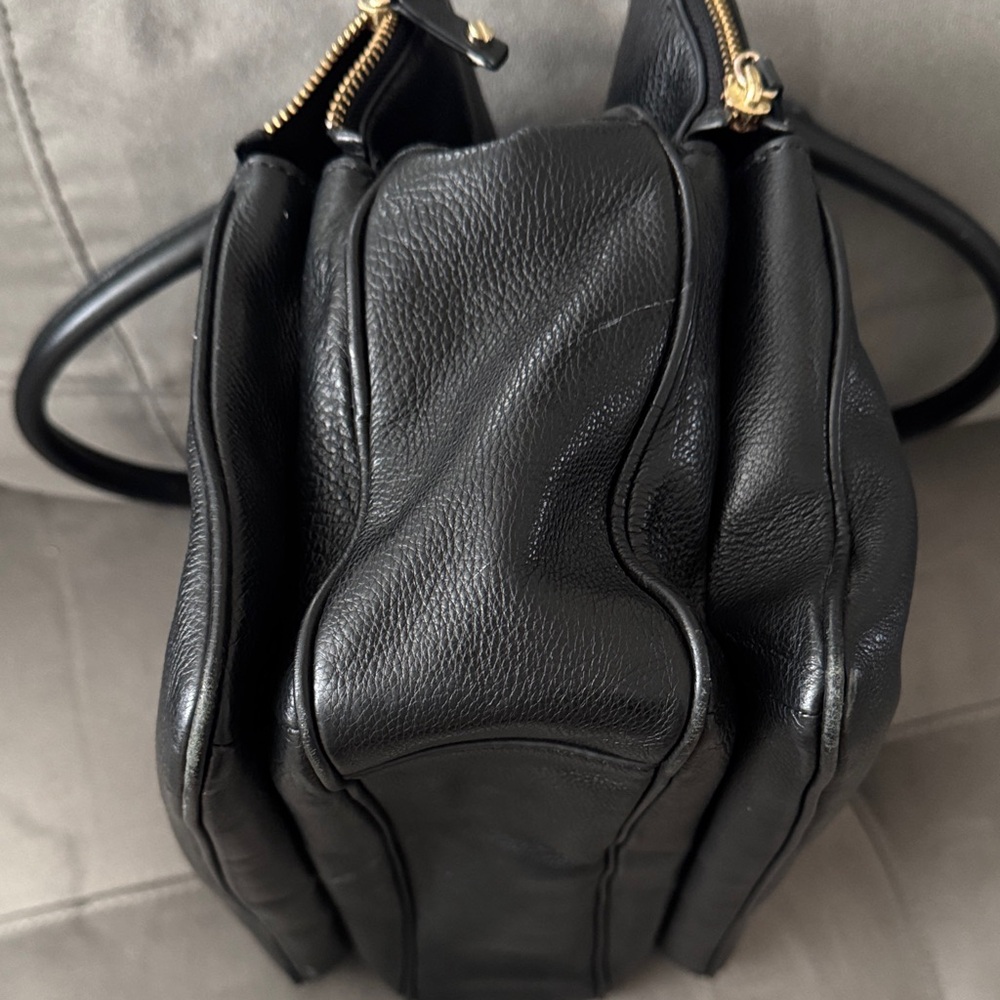 Tory Burch Black Leather Shoulder Bag - Picture 5 of 11
